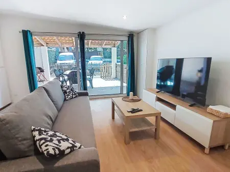 Maison Les Cariatides 3 – plage à 100 m, piscine commune : photo 8