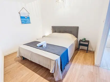 Maison Les Cariatides 3 – plage à 100 m, piscine commune : photo 14
