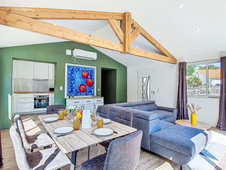 Maison à 100 m de la plage – Île d'Oléron, piscine commune : photo 3
