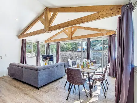 Maison à 100 m de la plage – Île d'Oléron, piscine commune : photo 7