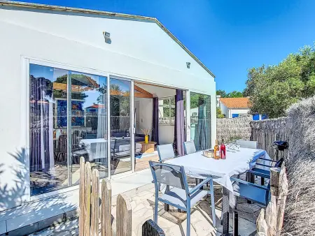 Maison à 100 m de la plage – Île d'Oléron, piscine commune : photo 21