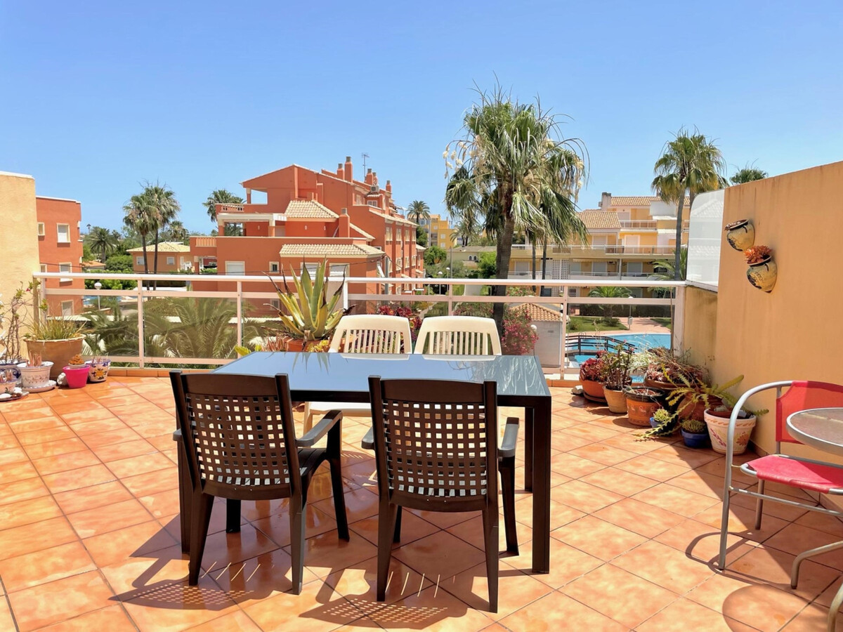 Duplex 2 chambres avec piscine et parking à Denia - Photo 7