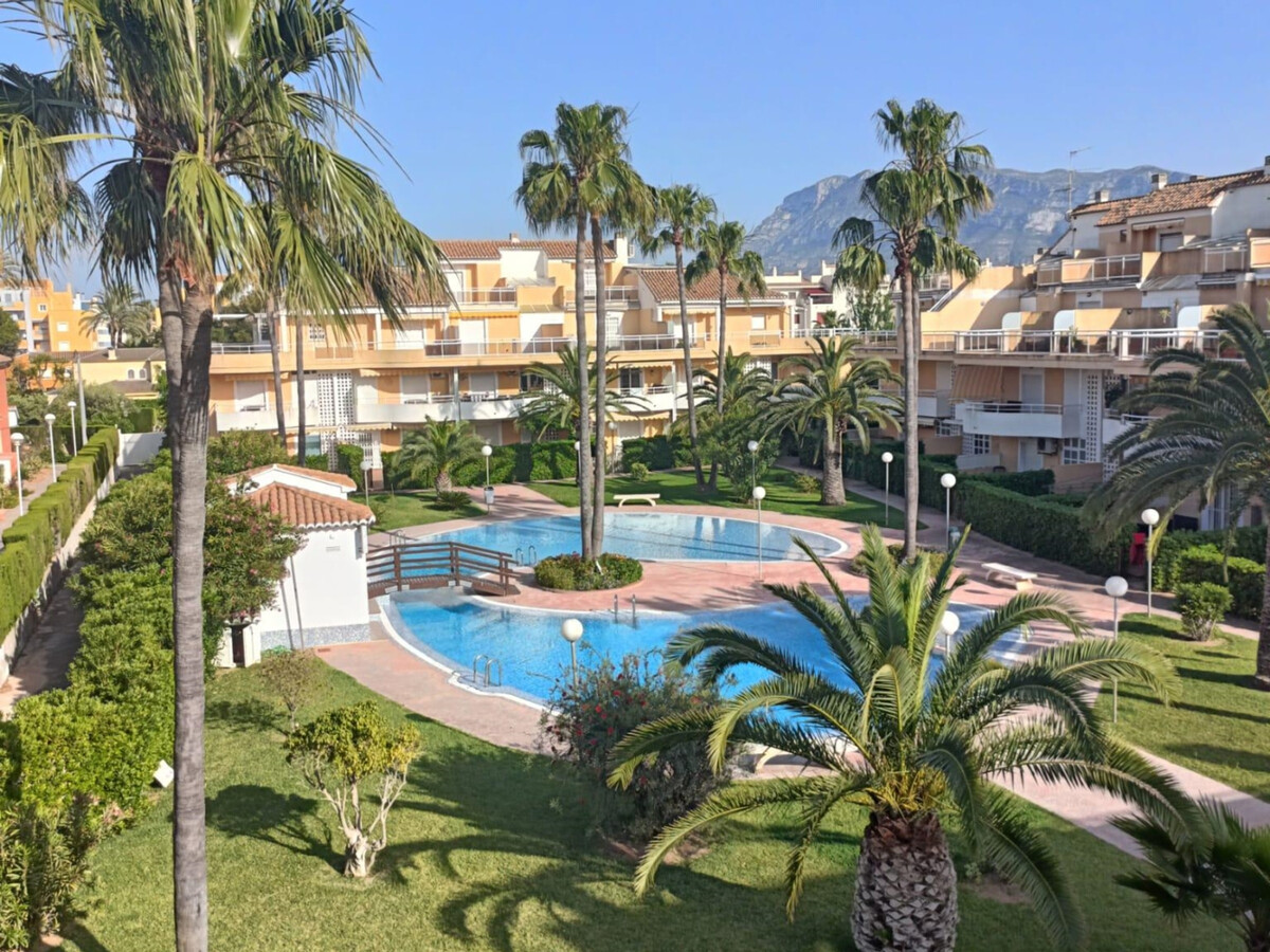 Duplex 2 chambres avec piscine et parking à Denia - Photo 12