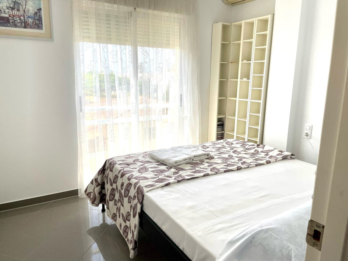 Duplex 2 chambres avec piscine et parking à Denia - Photo 16