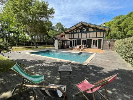 Location villa à Seignosse, Villa familiale calme entre Hossegor et Seignosse - Piscine et terrain de pétanque