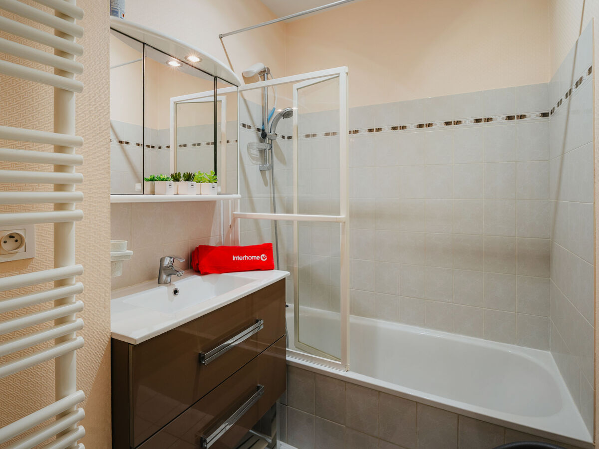Le Prince Noir – Appartement 3 pièces à 800 m de la mer - Photo 5