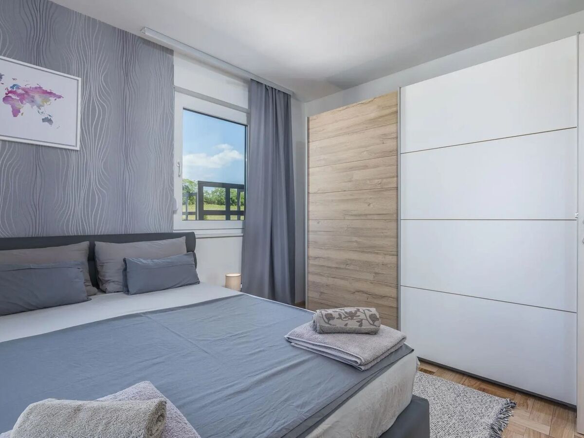 Maison Ljiljana avec piscine privée à Galižana - Photo 19