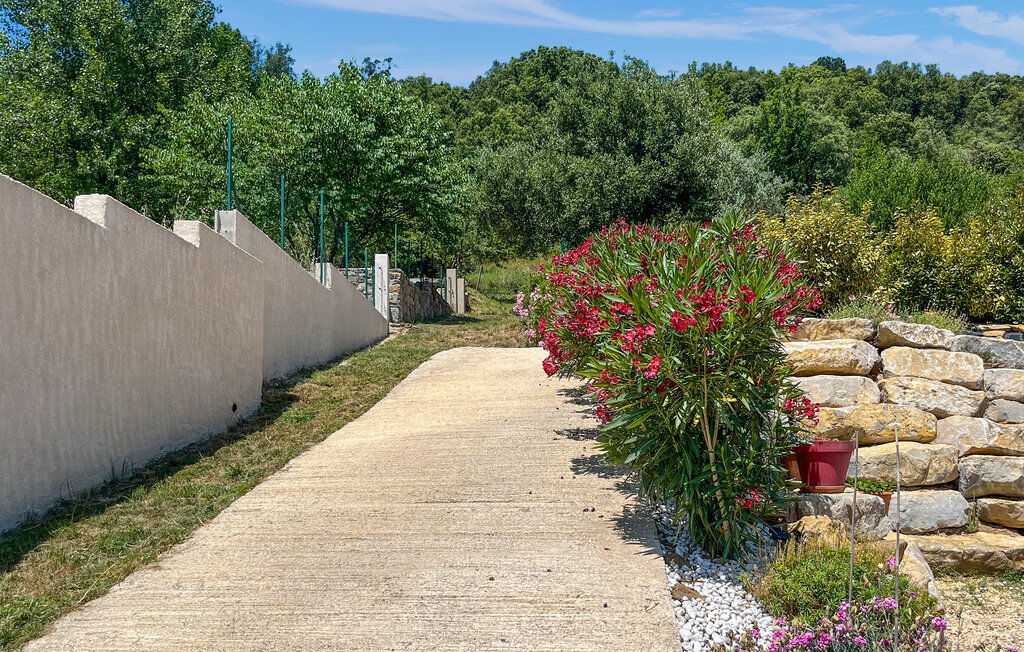 Maison 6 personnes avec piscine privée à St-Florent-sur-Auzonne - Photo 16