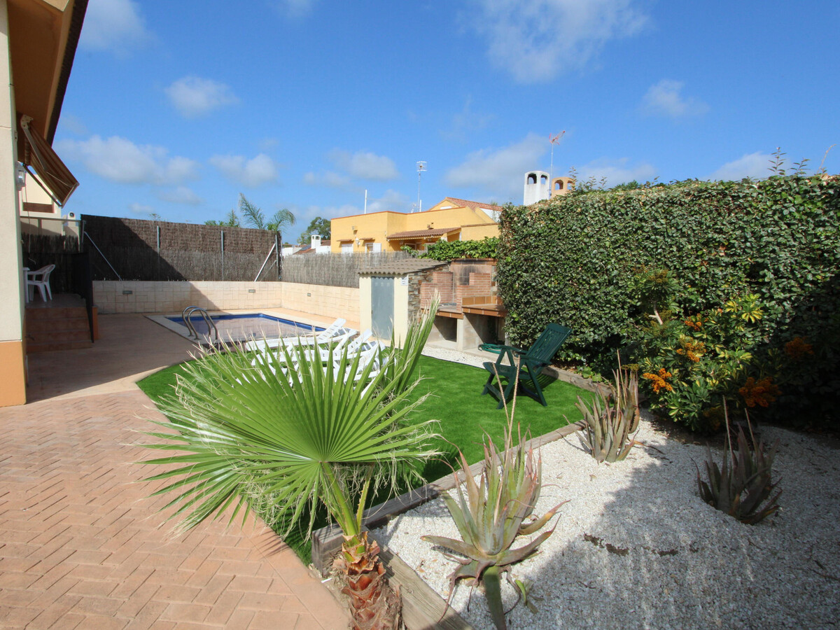 Maison 6 pers. avec piscine privée près de la mer à Riumar - Photo 2