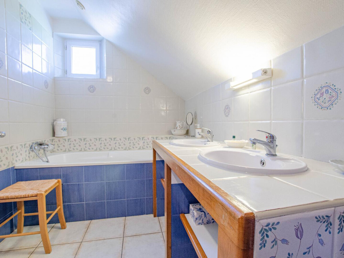 Gîte 5 pers. forêt d'Othe, terrain de jeux et terrasse - Photo 14