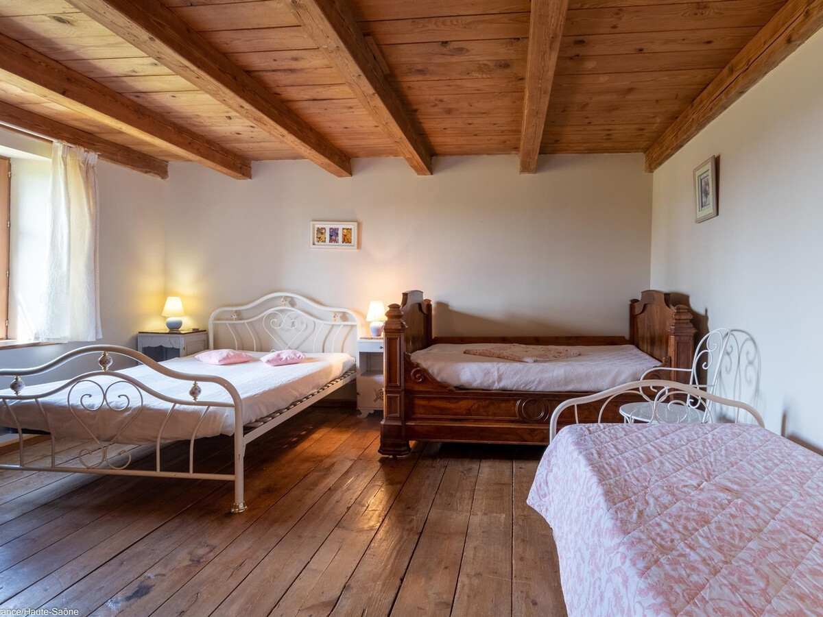 Gîte 11 personnes dans ancienne ferme rénovée aux Vosges - Photo 13