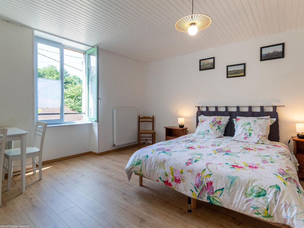 Gîte rénové 1823 avec jardin 800m² et 5 vélos près d'Équevilley - Photo 12
