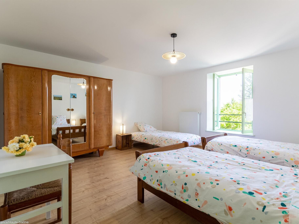 Gîte rénové 1823 avec jardin 800m² et 5 vélos près d'Équevilley - Photo 14