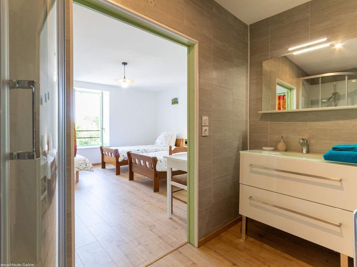 Gîte rénové 1823 avec jardin 800m² et 5 vélos près d'Équevilley - Photo 16