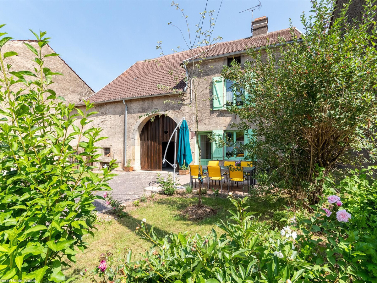 Gîte rénové 1823 avec jardin 800m² et 5 vélos près d'Équevilley - Photo 25