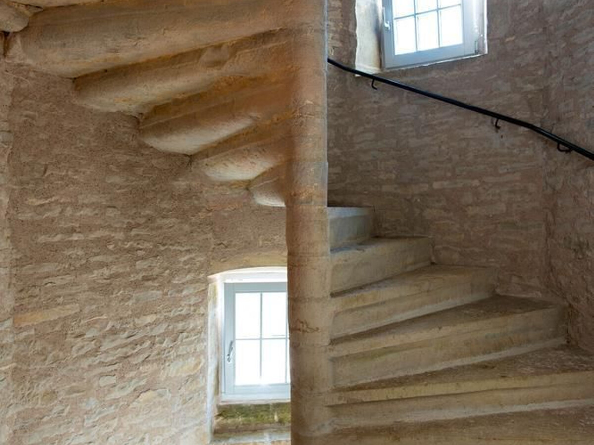 La Tour équestre, gîte 7 pers. avec cheminée à Fondremand - Photo 22