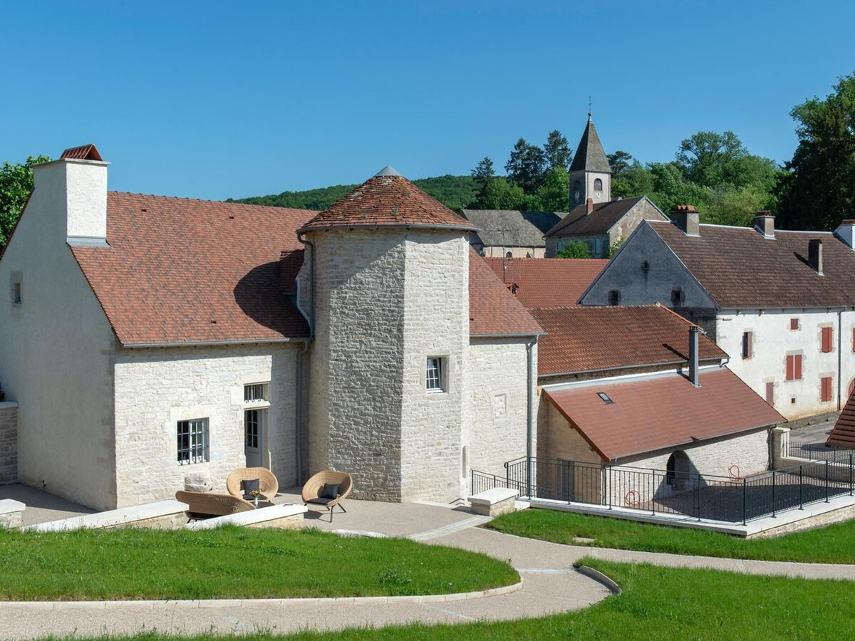 La Tour équestre, gîte 7 pers. avec cheminée à Fondremand - Photo 29
