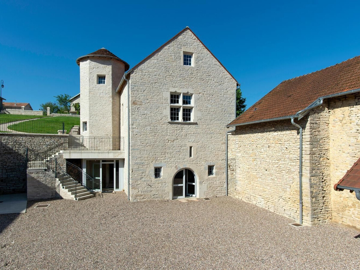 La Tour équestre, gîte 7 pers. avec cheminée à Fondremand - Photo 32