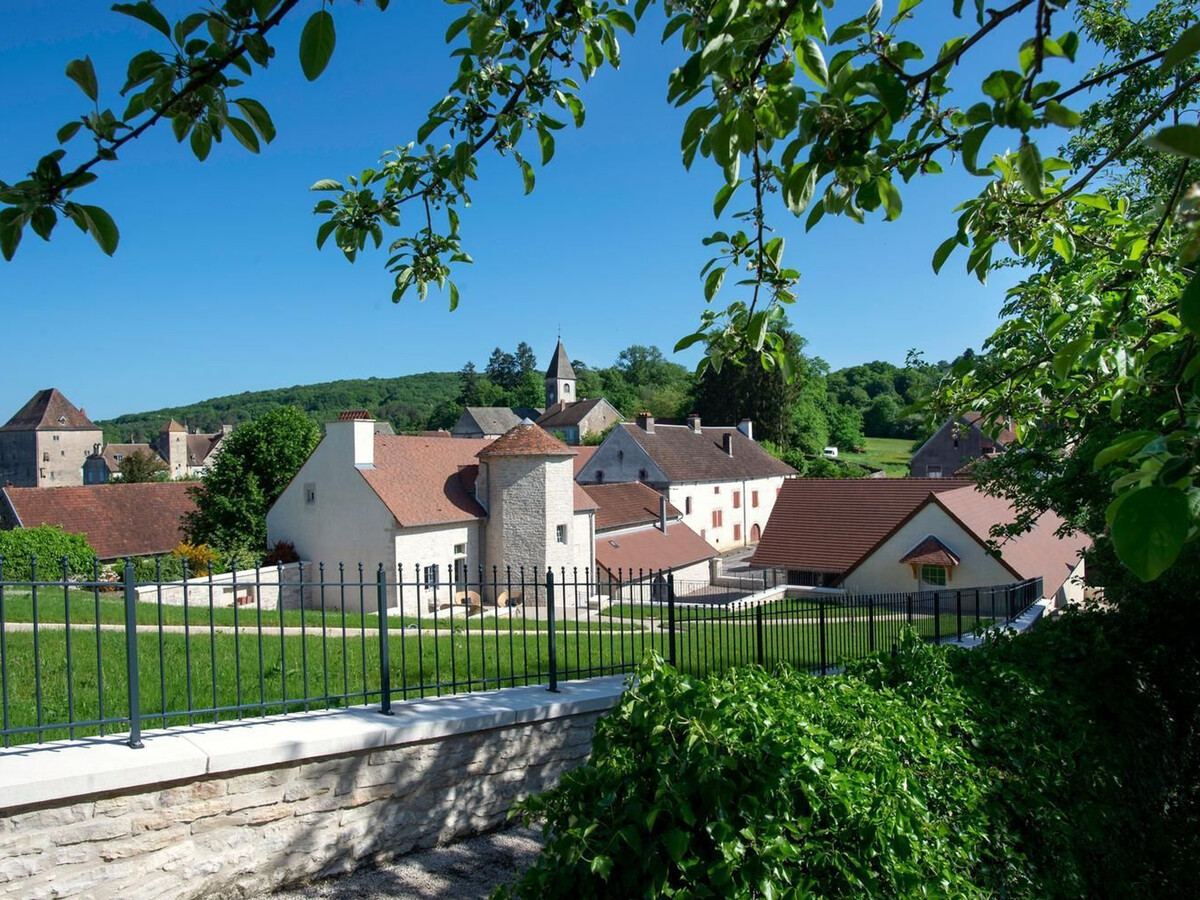 La Tour équestre, gîte 7 pers. avec cheminée à Fondremand - Photo 34