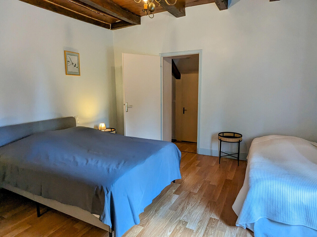 Gîte forestier 10 pers. avec piscine couverte et tennis - Photo 23