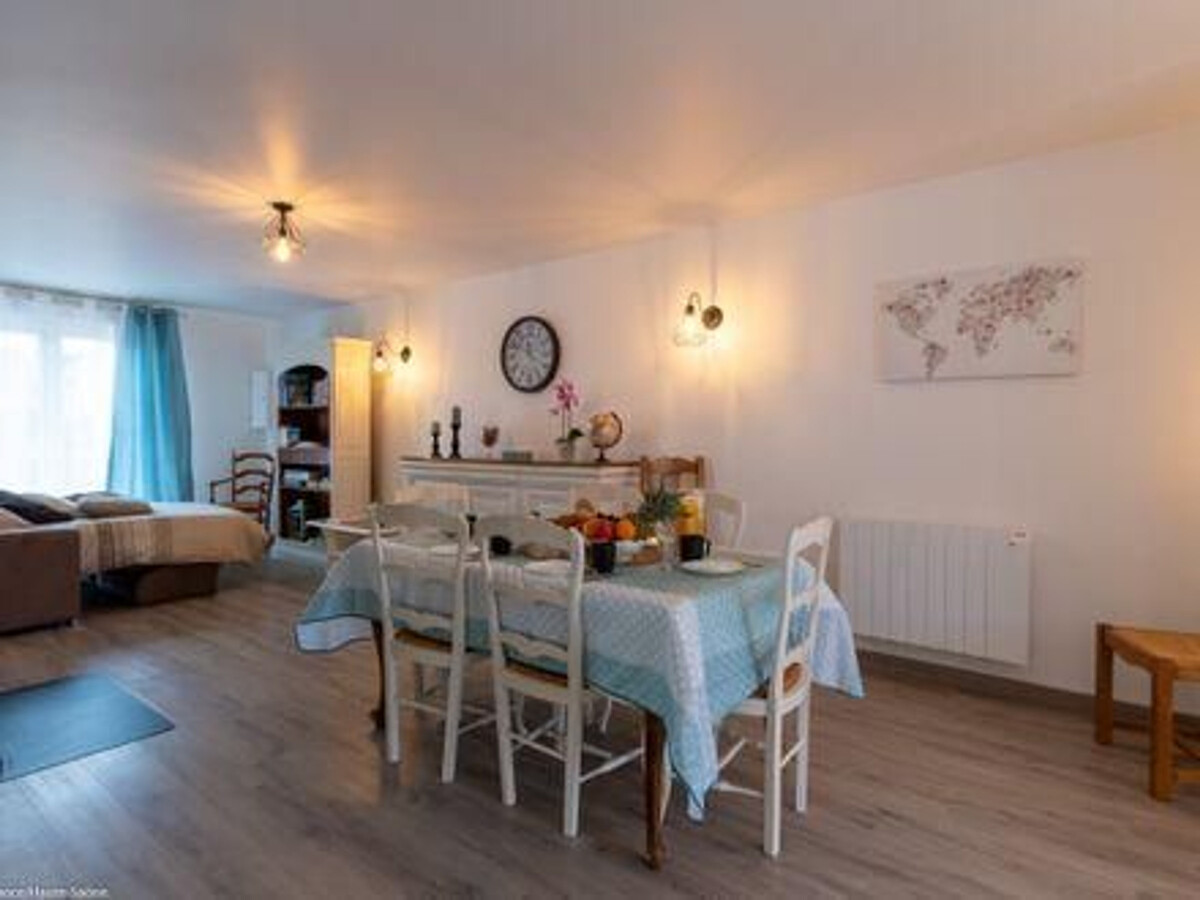 Gîte 6 pers. avec jardin et aire de jeux à Venisey - Photo 9