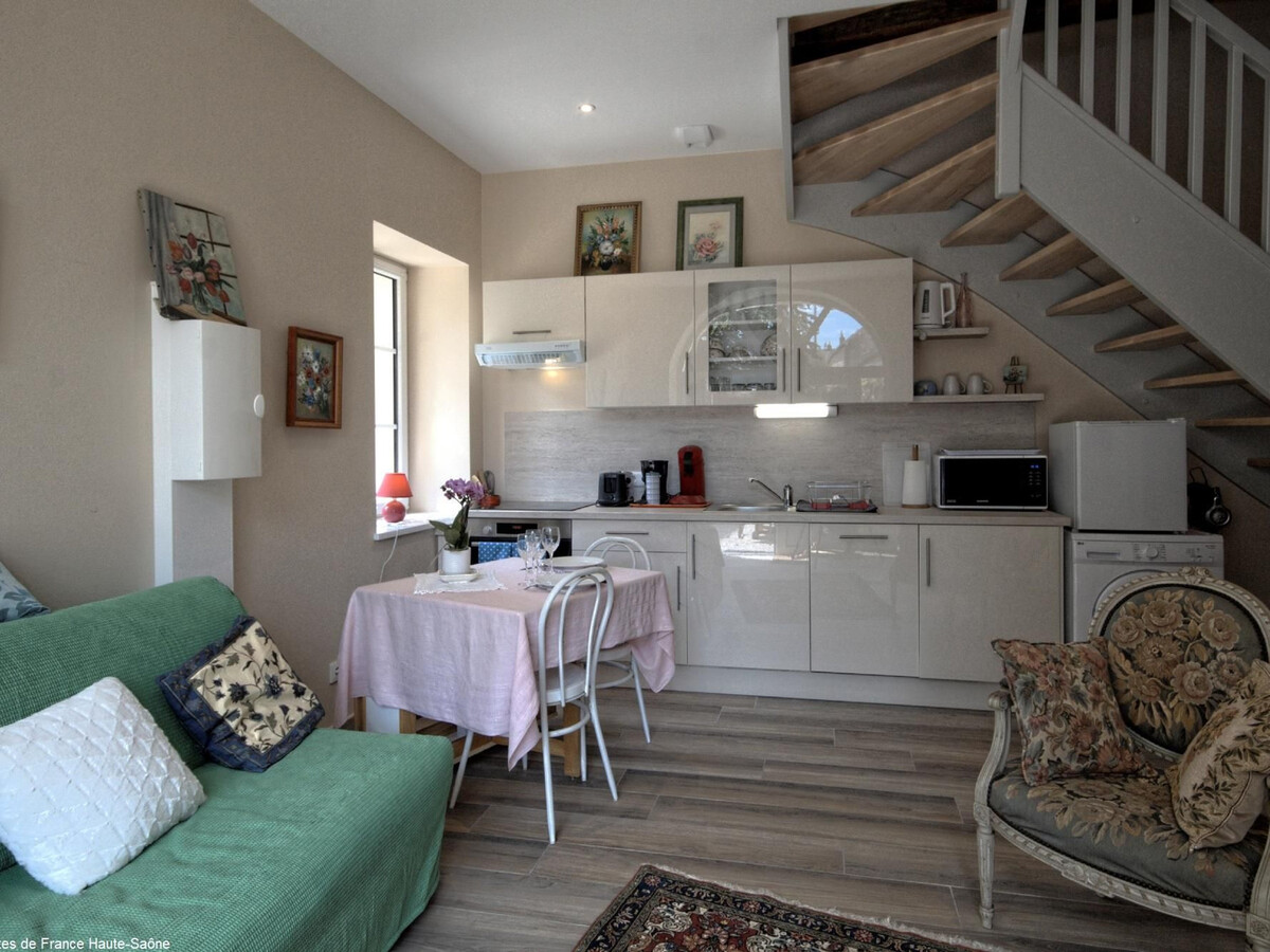 Gîte rénové dans un parc d'1 hectare à Montagney - Photo 6
