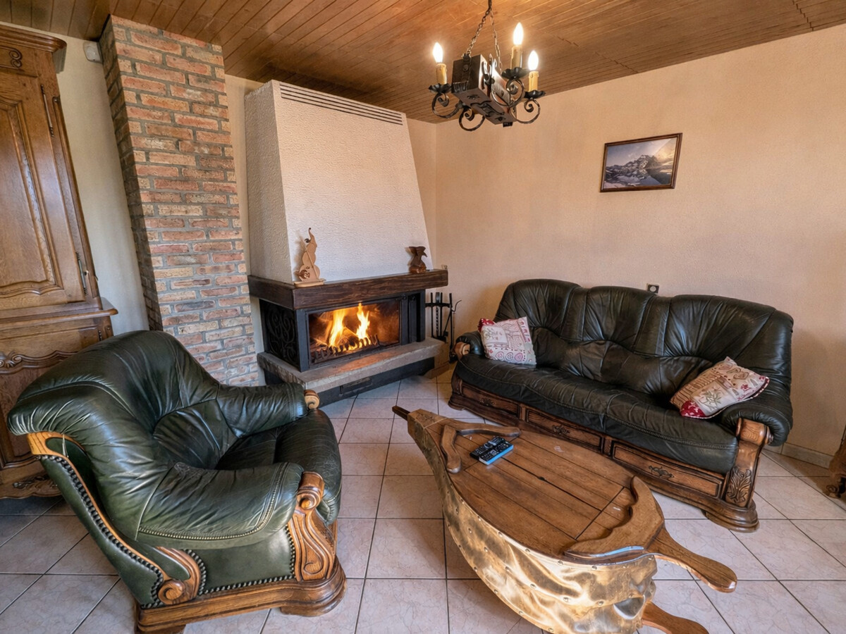 Gîte 9 pers. Belfahy : cheminée, vue Vosges - Photo 3