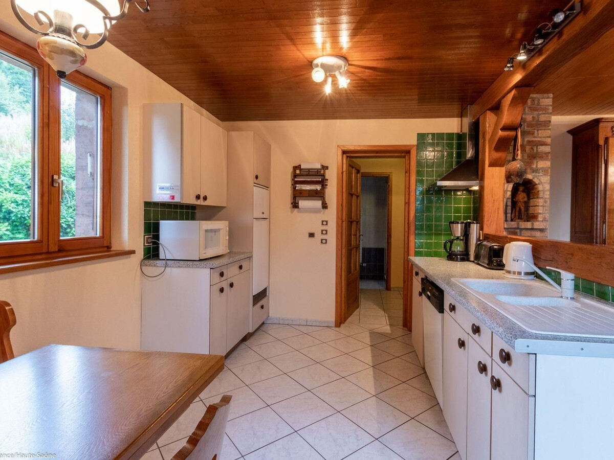 Gîte 9 pers. Belfahy : cheminée, vue Vosges - Photo 7