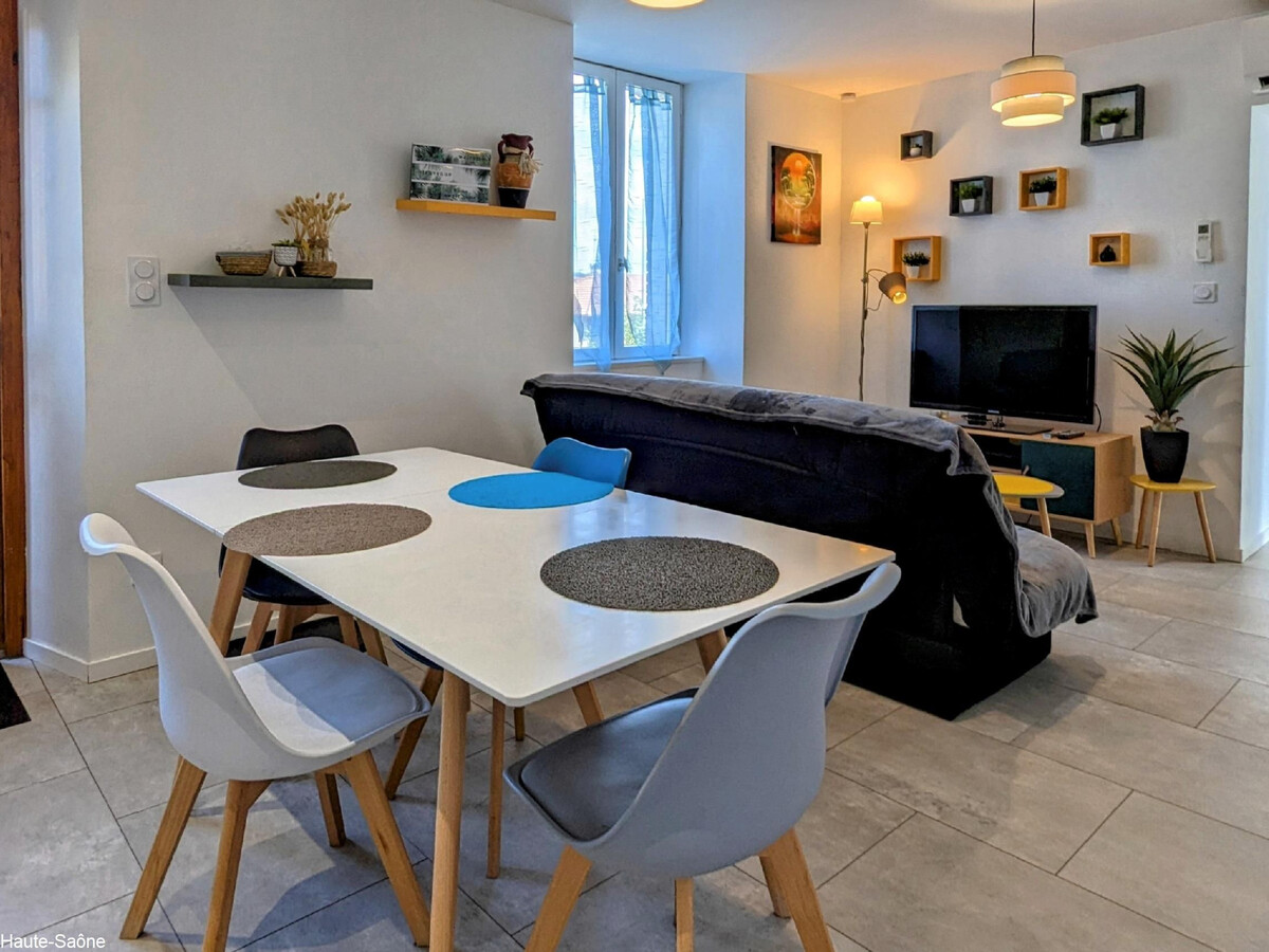 Appartement rénové 2 chambres, jardin clos à Héricourt - Photo 1