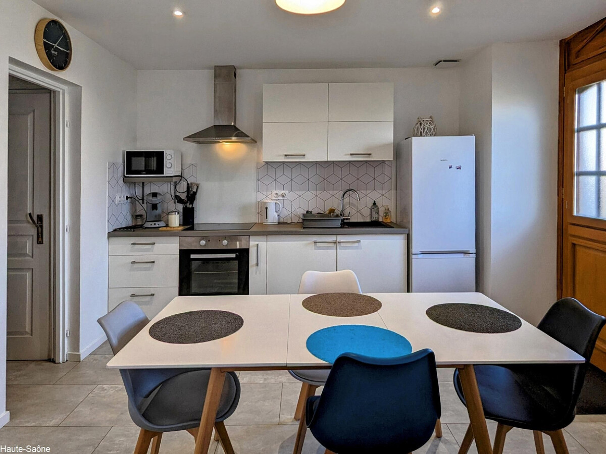 Appartement rénové 2 chambres, jardin clos à Héricourt - Photo 3