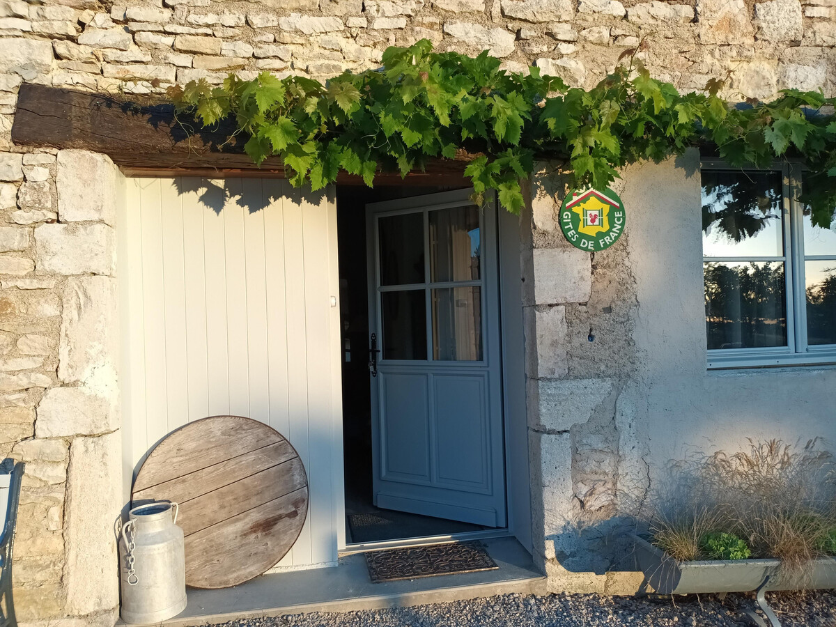 Ancienne laiterie de caractère à Gy, 6 pers., terrasses - Photo 3
