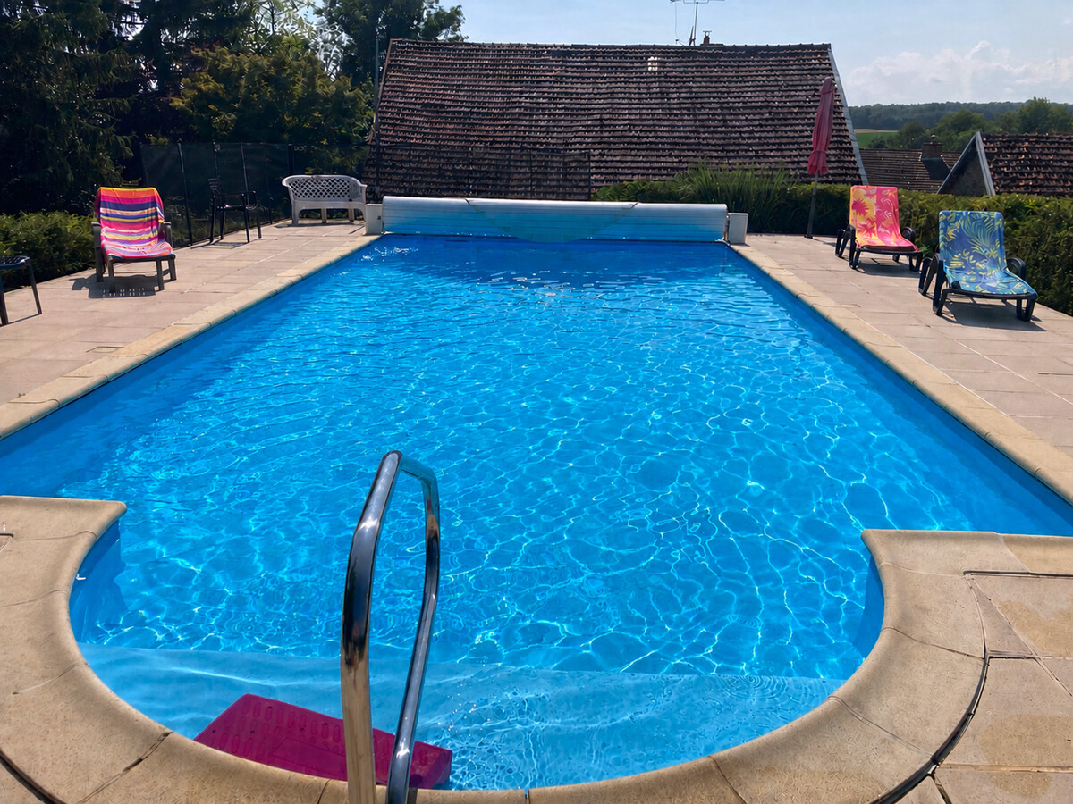 Gîte pierre rénovée avec piscine à Brotte-lès-Ray - Photo 1
