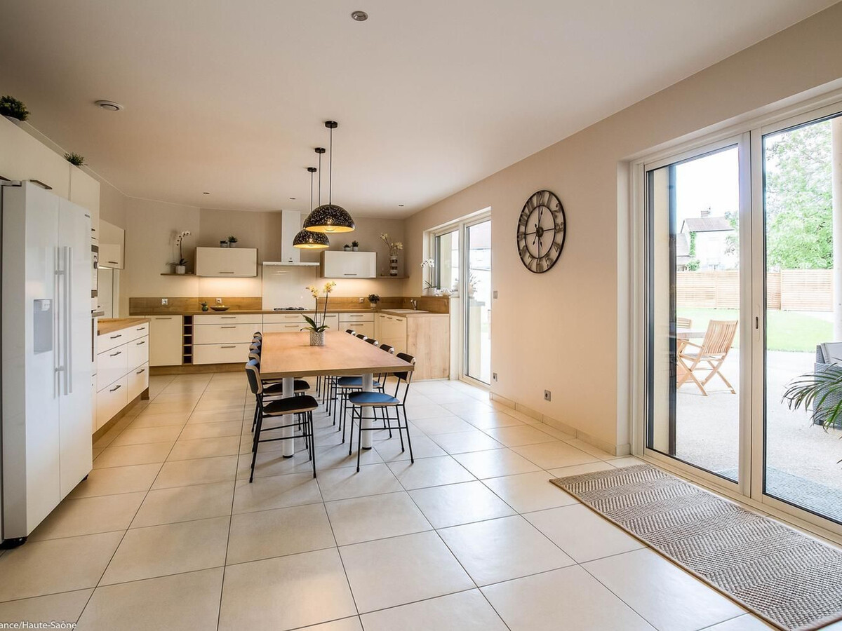 Gîte des Capucins : maison moderne 10 pers., 4 ch., jardin à Gy - Photo 7