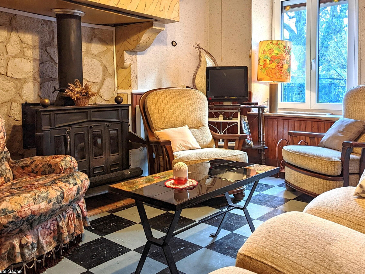 Maison de village Haute-Saône, 6 pers., cheminée & terrasse - Photo 2