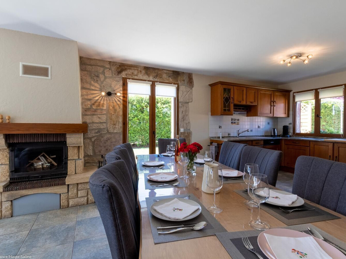 Le Saussis : gîte 4 chambres, piscine chauffée et jacuzzi - Photo 8