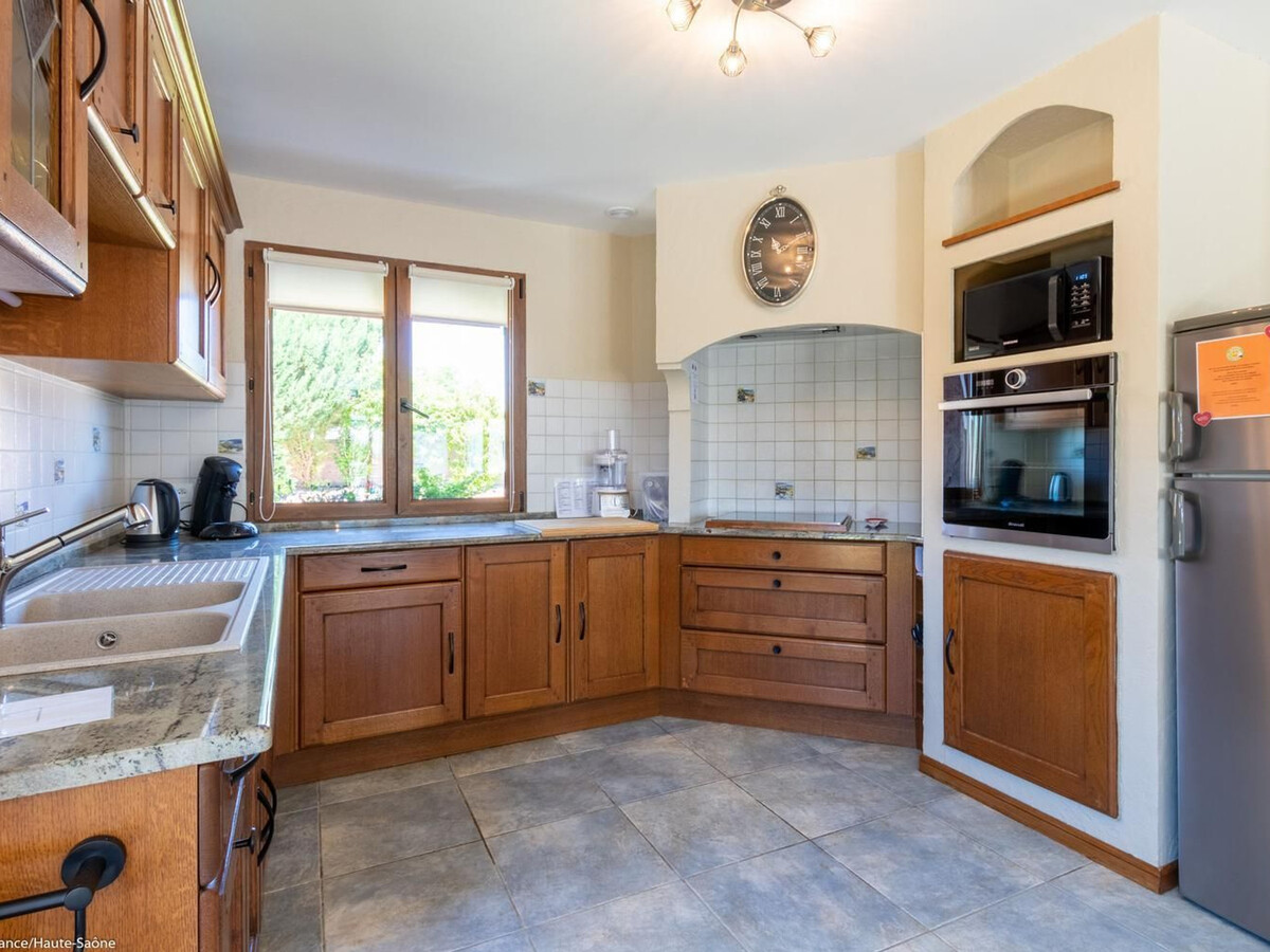 Le Saussis : gîte 4 chambres, piscine chauffée et jacuzzi - Photo 11
