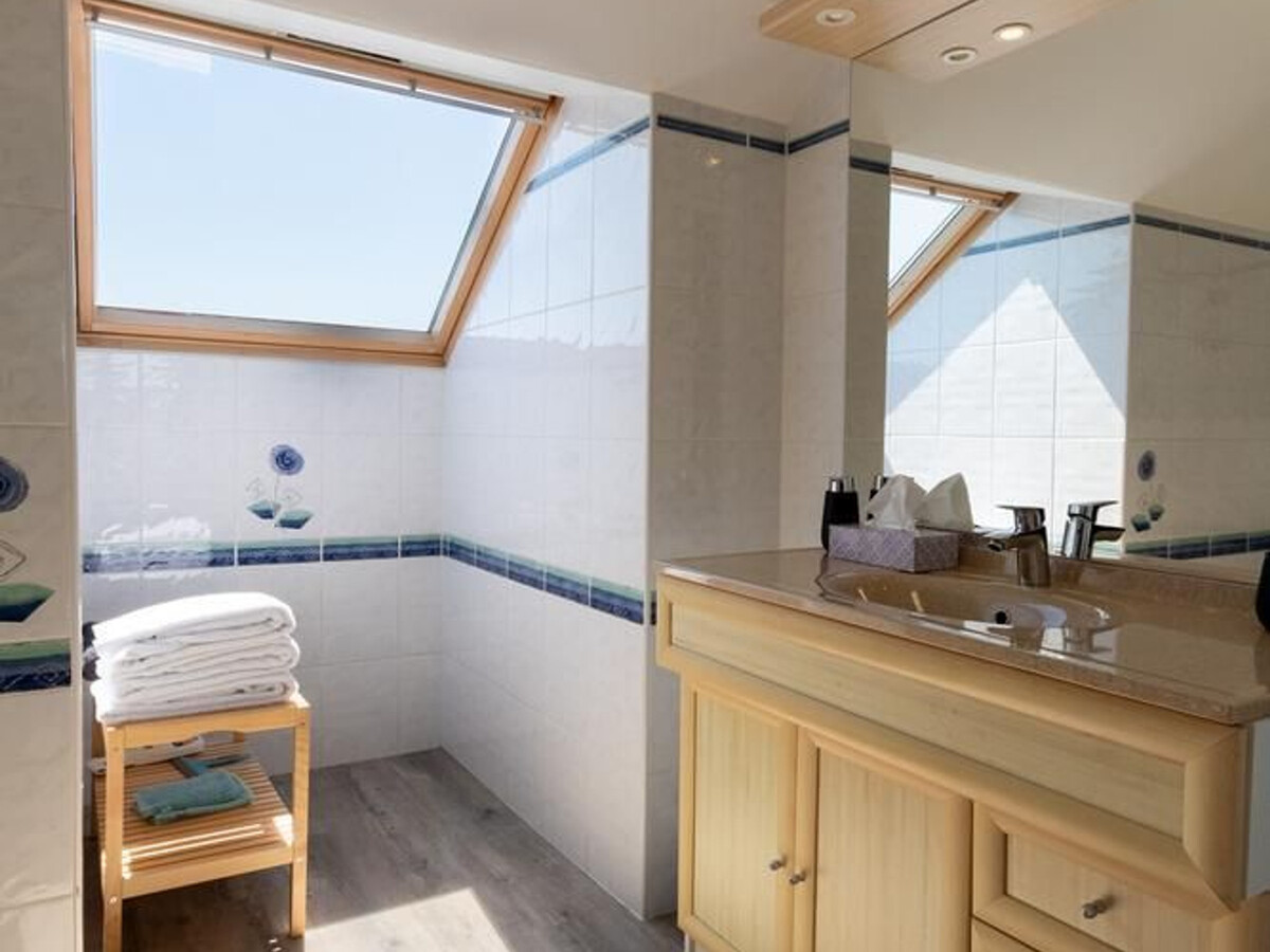 Le Saussis : gîte 4 chambres, piscine chauffée et jacuzzi - Photo 23