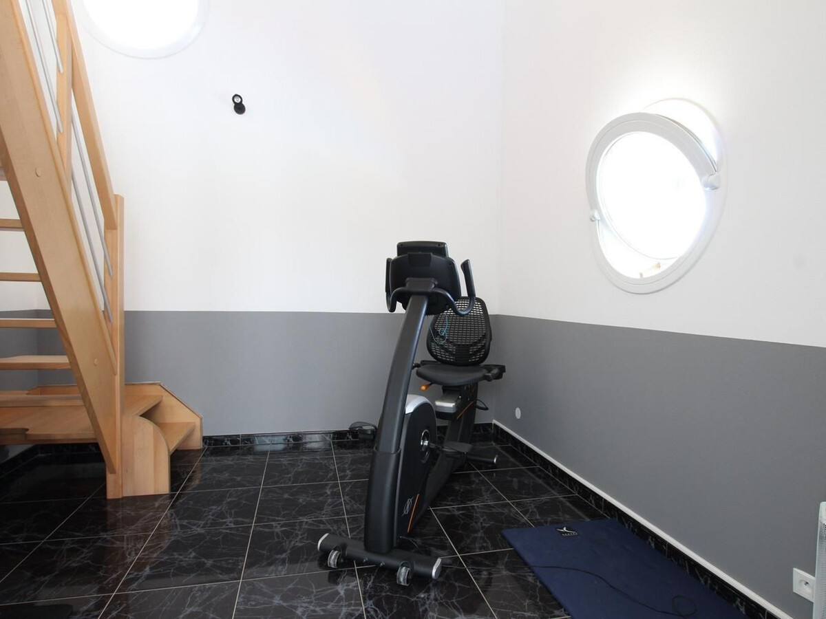 Le Saussis : gîte 4 chambres, piscine chauffée et jacuzzi - Photo 25