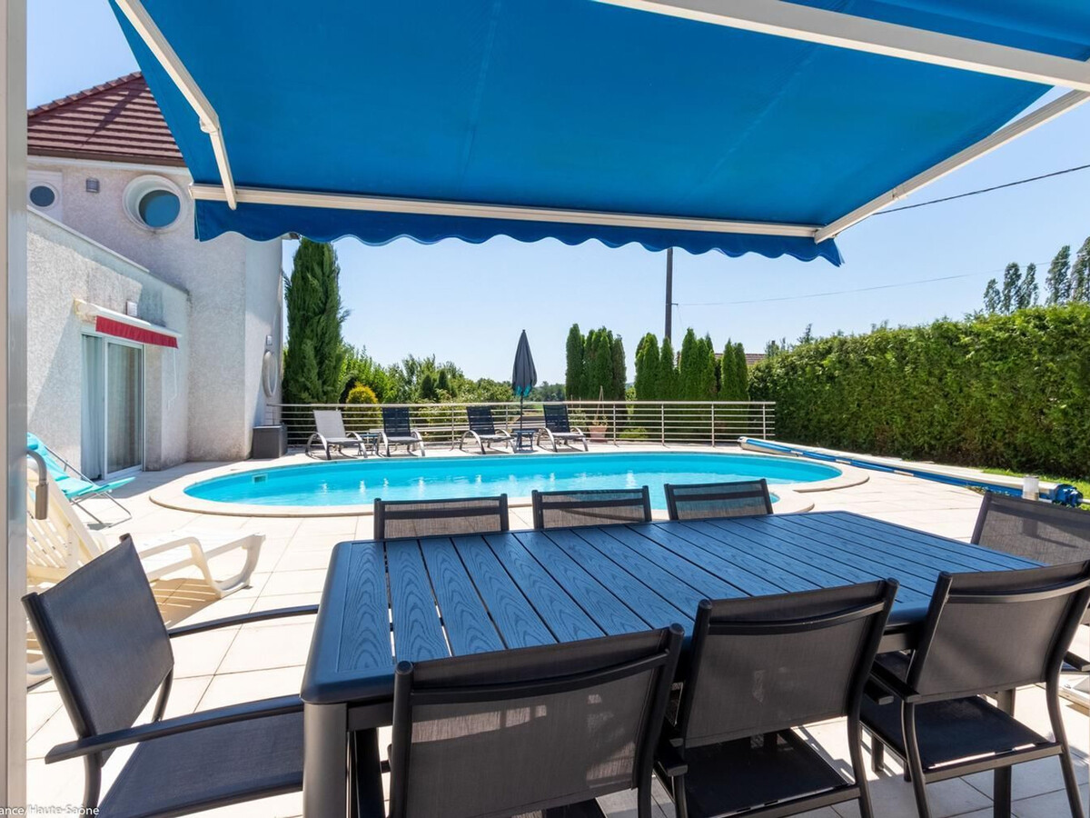 Le Saussis : gîte 4 chambres, piscine chauffée et jacuzzi - Photo 26
