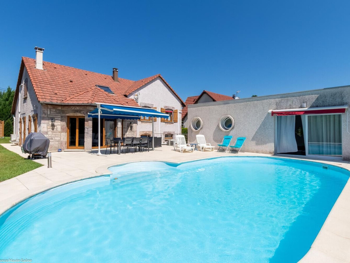 Le Saussis : gîte 4 chambres, piscine chauffée et jacuzzi - Photo 30