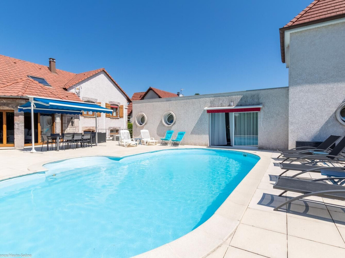 Le Saussis : gîte 4 chambres, piscine chauffée et jacuzzi - Photo 31