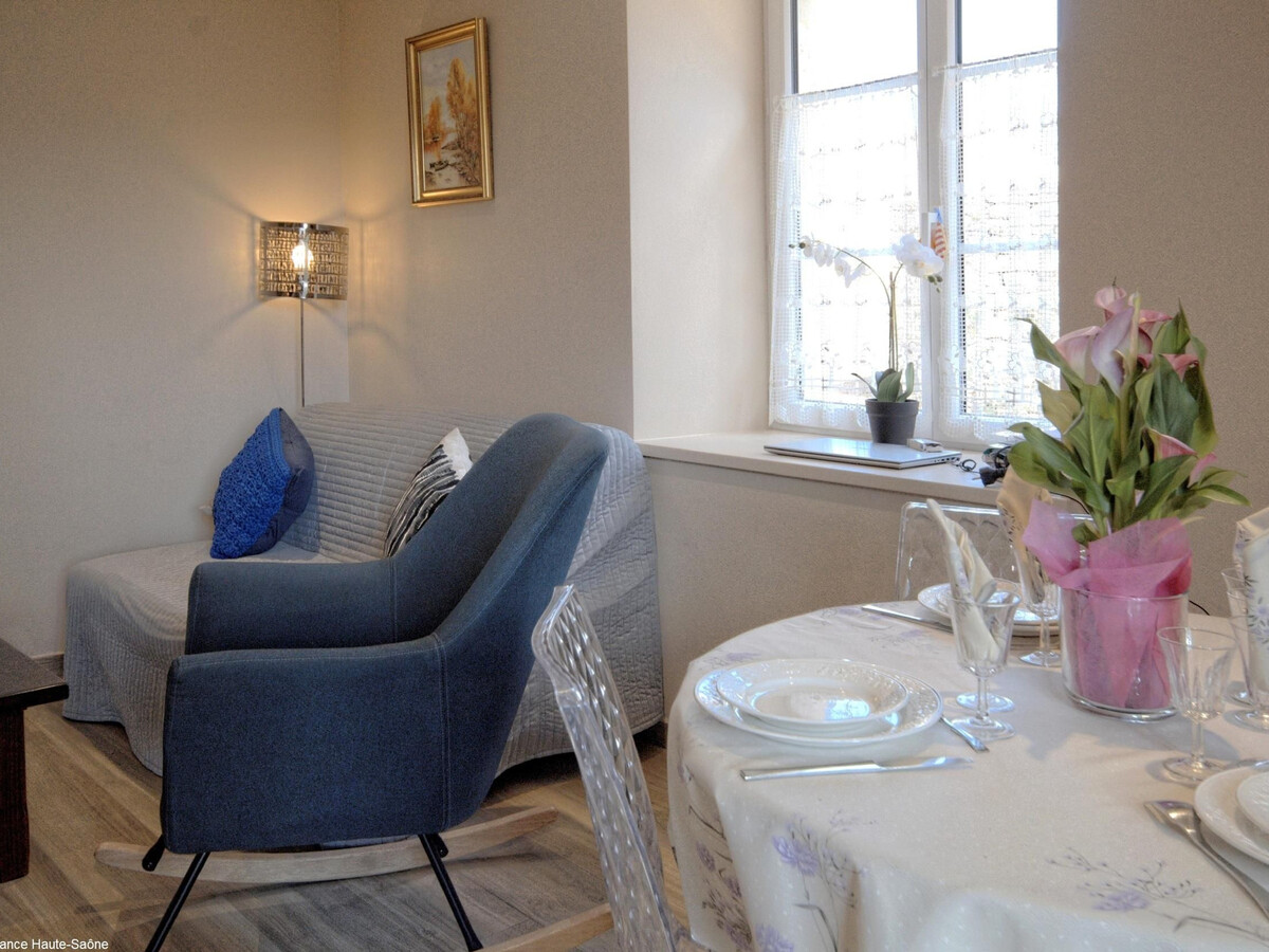 Gîte rénové 4 pers. au parc du Château de Montagney - Photo 8