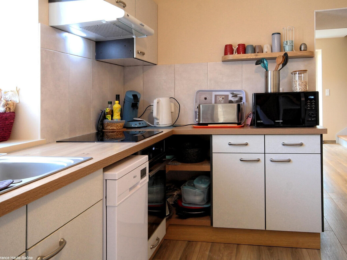 Gîte rénové 4 pers. au parc du Château de Montagney - Photo 11