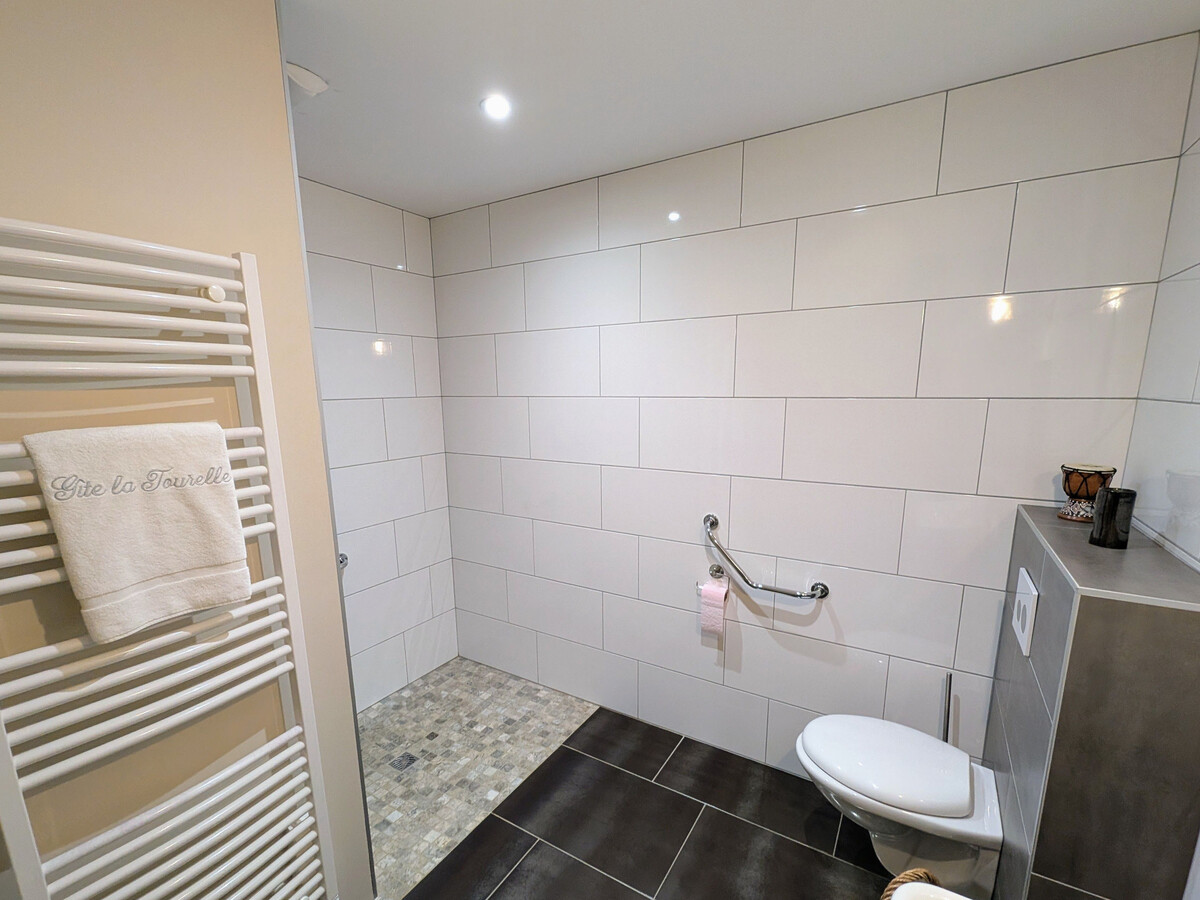 Magney, gîte 12ème siècle avec spa et piscine couverte - Photo 11