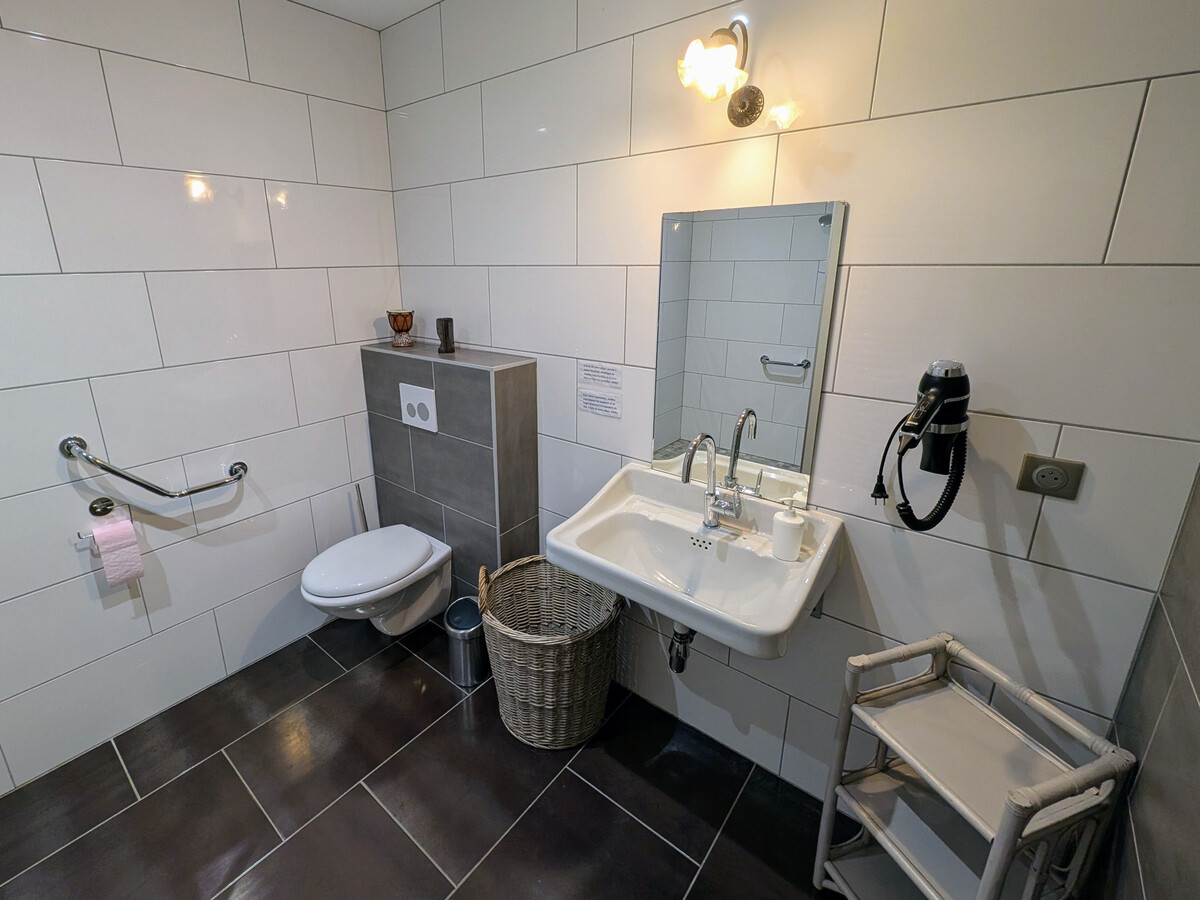 Magney, gîte 12ème siècle avec spa et piscine couverte - Photo 12