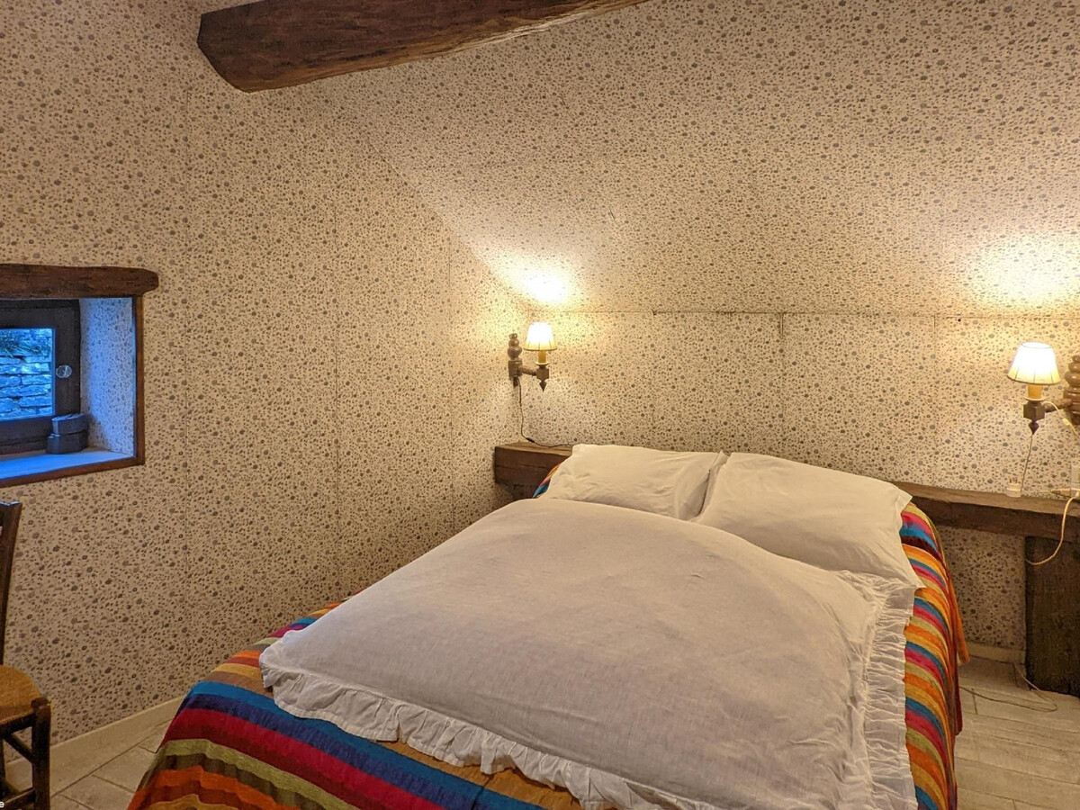 Gîte atypique en maison de village pour 4 personnes - Photo 15