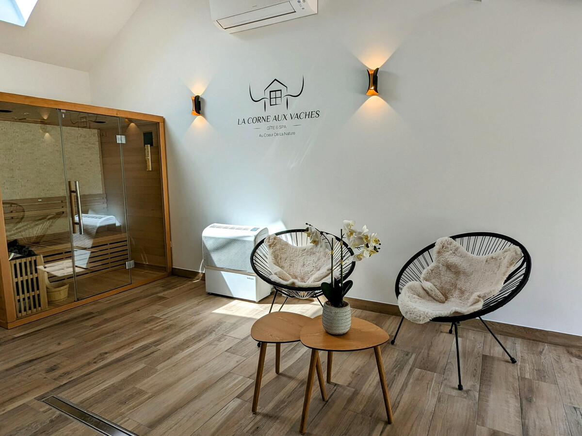 Gîte 21 personnes avec spa, piscine et parc aux daims - Photo 10