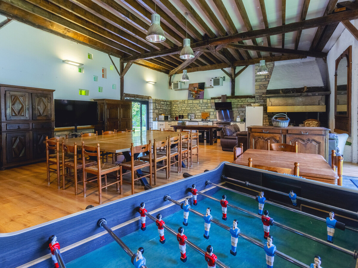 Gîte 21 personnes avec spa, piscine et parc aux daims - Photo 16