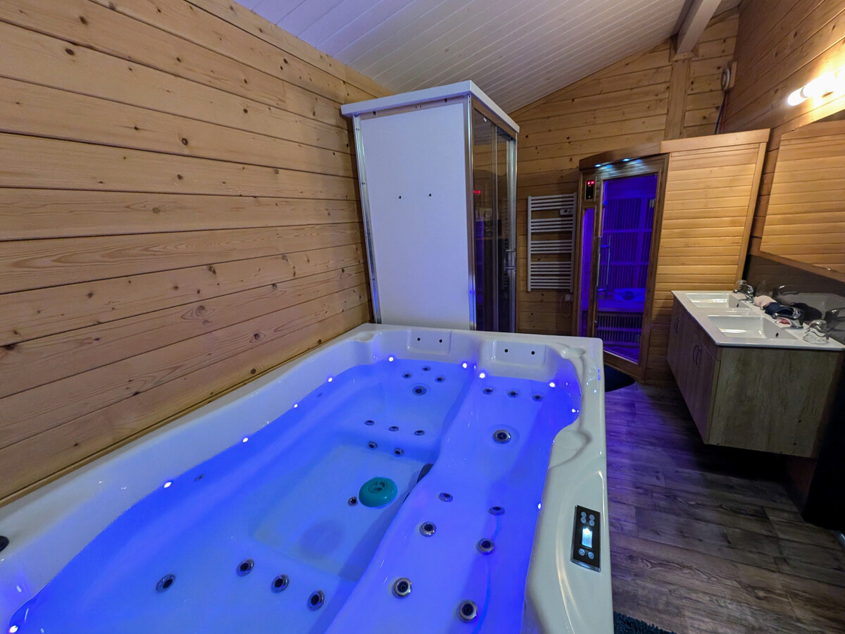 Chalet Griotte avec spa et sauna aux Vosges - Photo 1