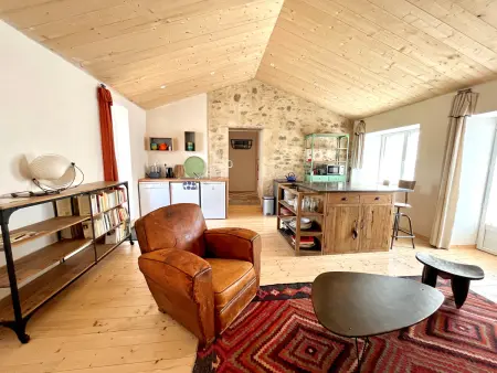 Location maison à Brem, Maison rénovée au cœur de Brem, 4 couchages, jardin, WIFI